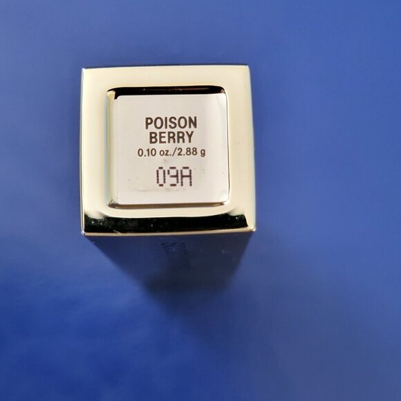 Poison berry Scott Barnes Lip gloss Matte New - Picture 4 of 5